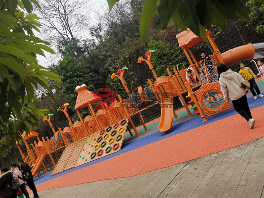 1591604014522879.jpg 江津公園仿木兒童游樂設施.jpg